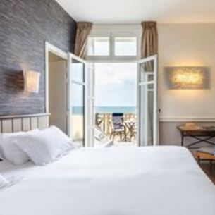 Beaufort hotel room in Saint-Malo with sea view